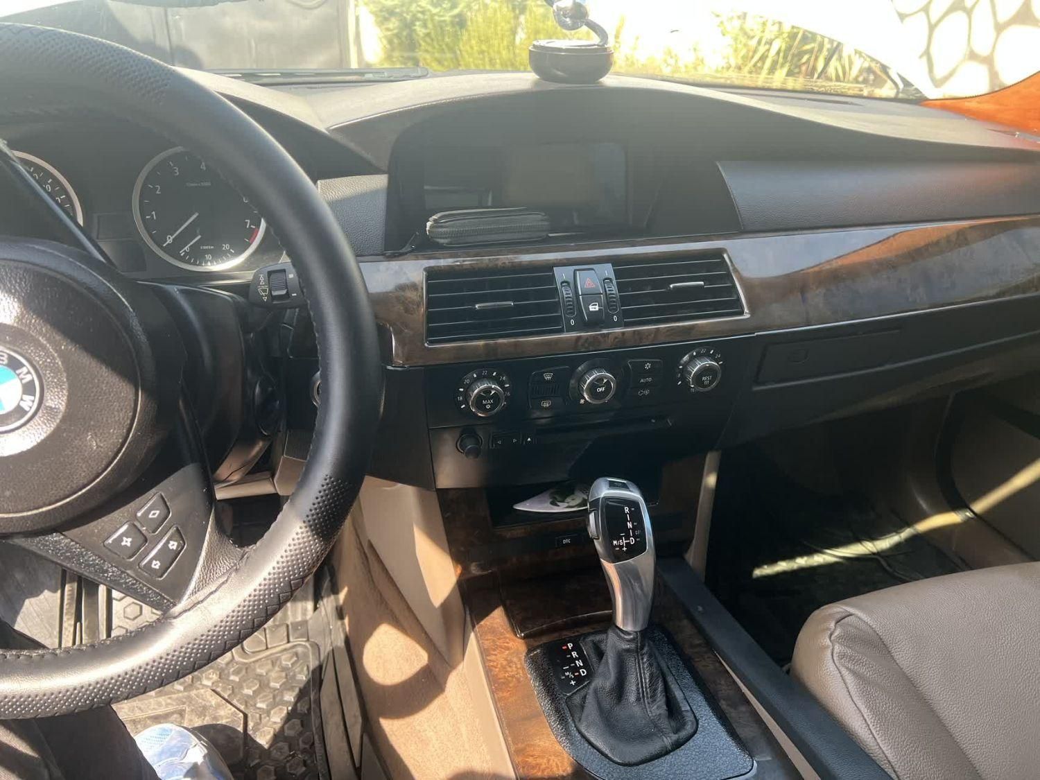 ب ام و سری 5 530i - 2007