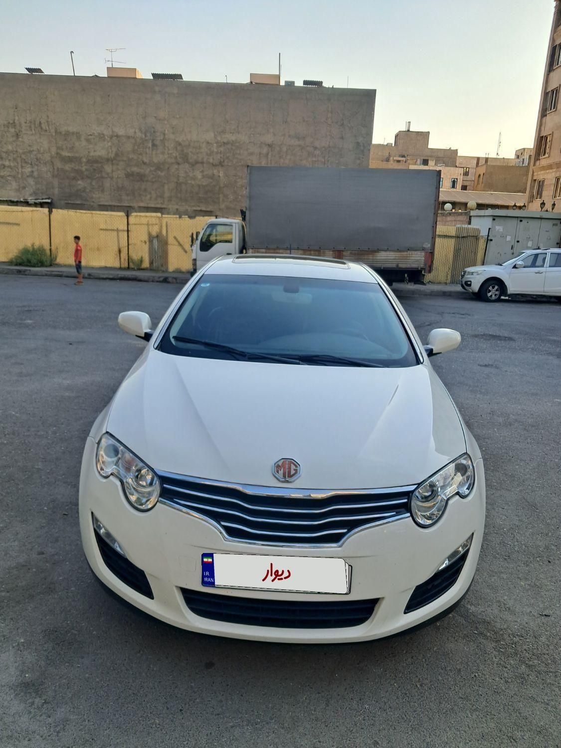 ام جی 550 اتوماتیک - 2010