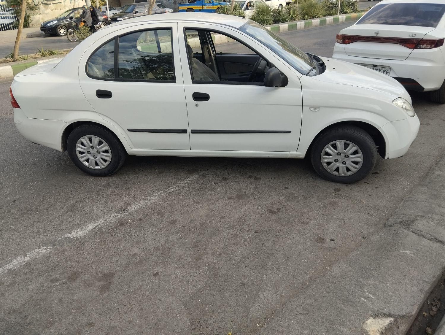 تیبا صندوق دار SX - 1399