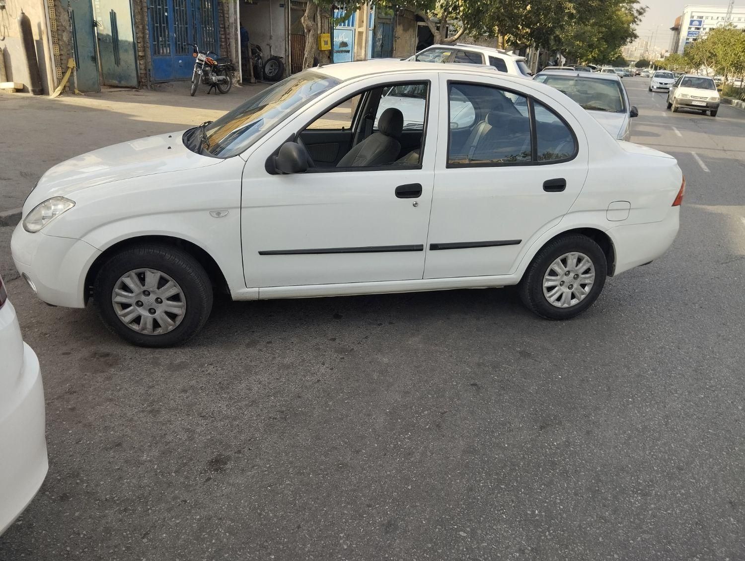 تیبا صندوق دار SX - 1399