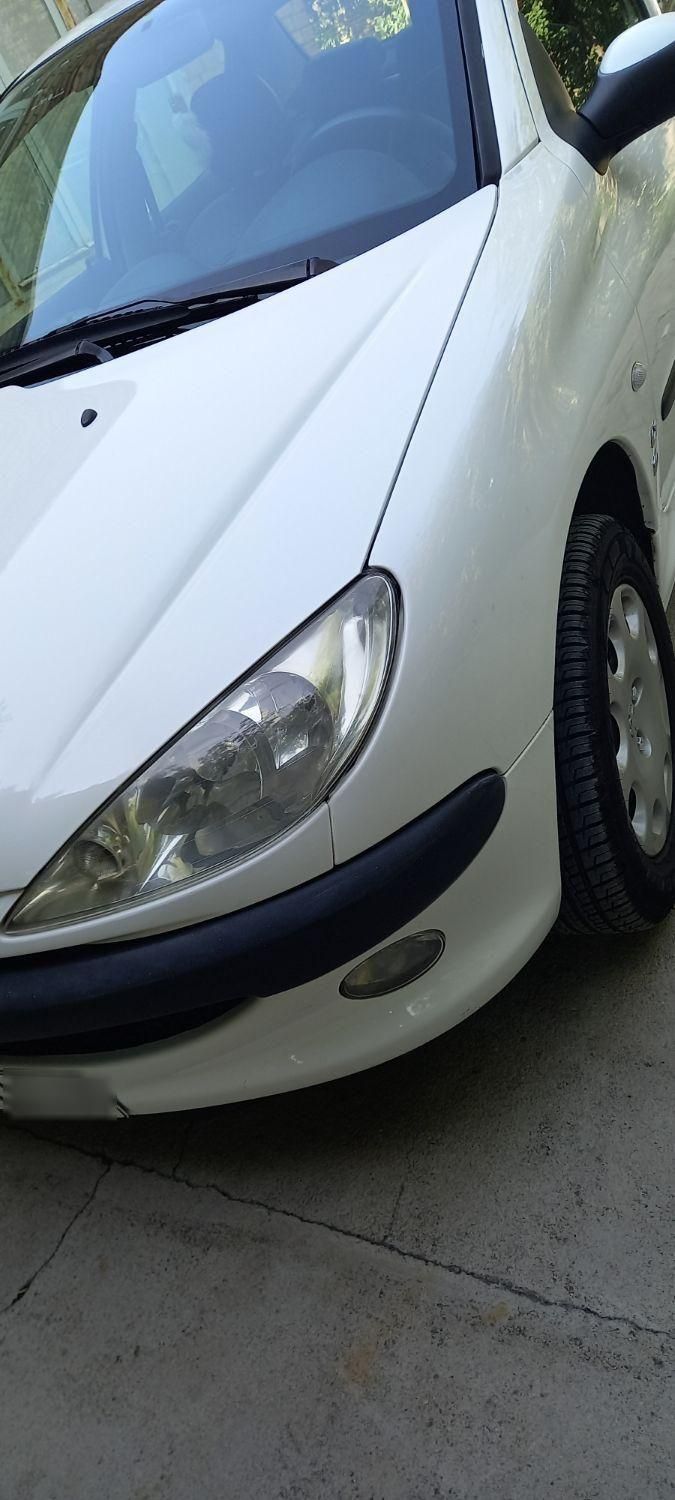 پژو ۲۰۶ صندوق دار v8 - 1392
