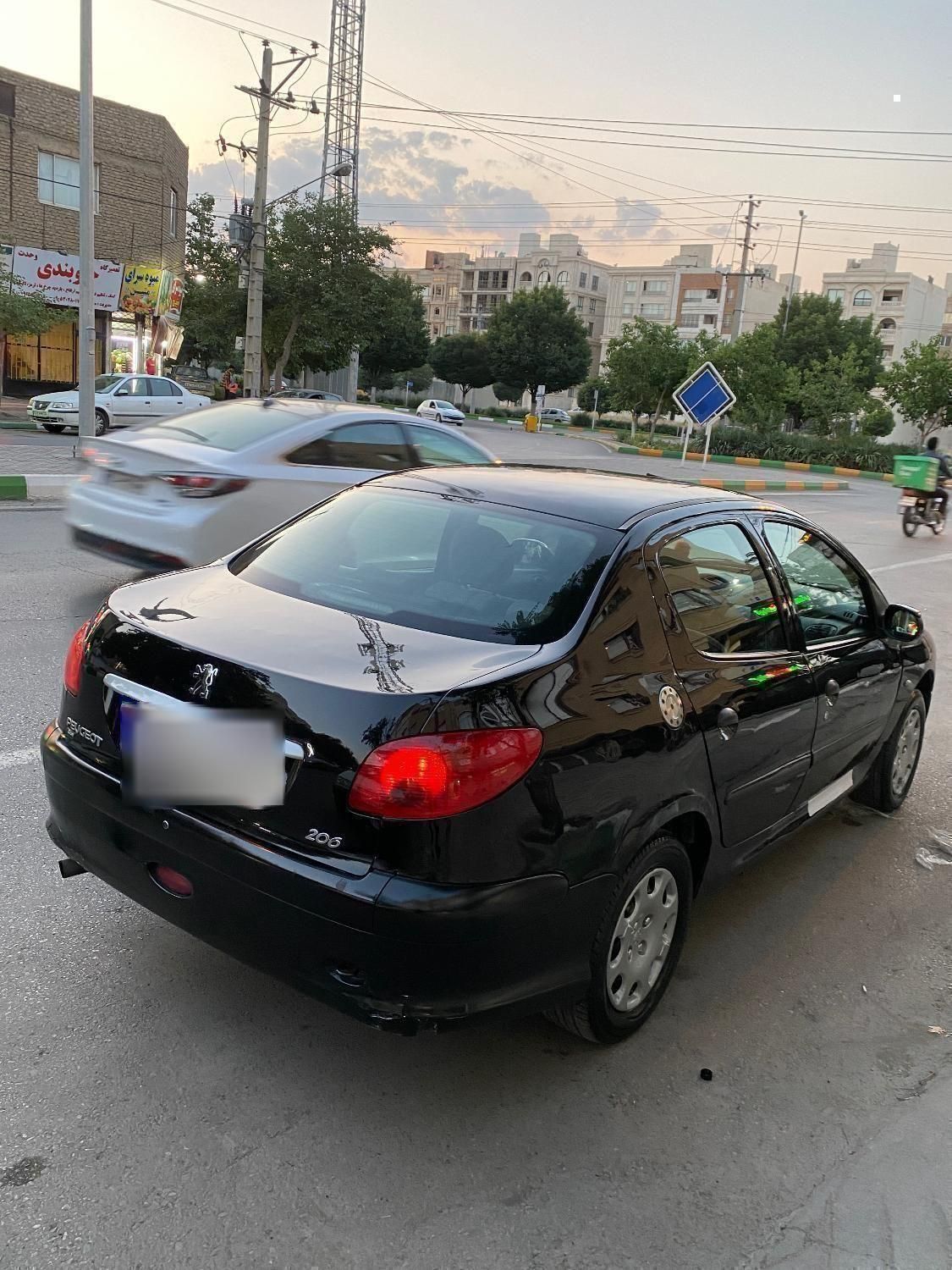 پژو ۲۰۶ صندوق دار v1 - 1389