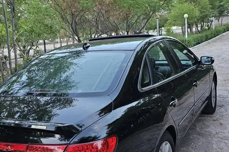 هیوندای آزرا (گرنجور) 3000cc - 2010