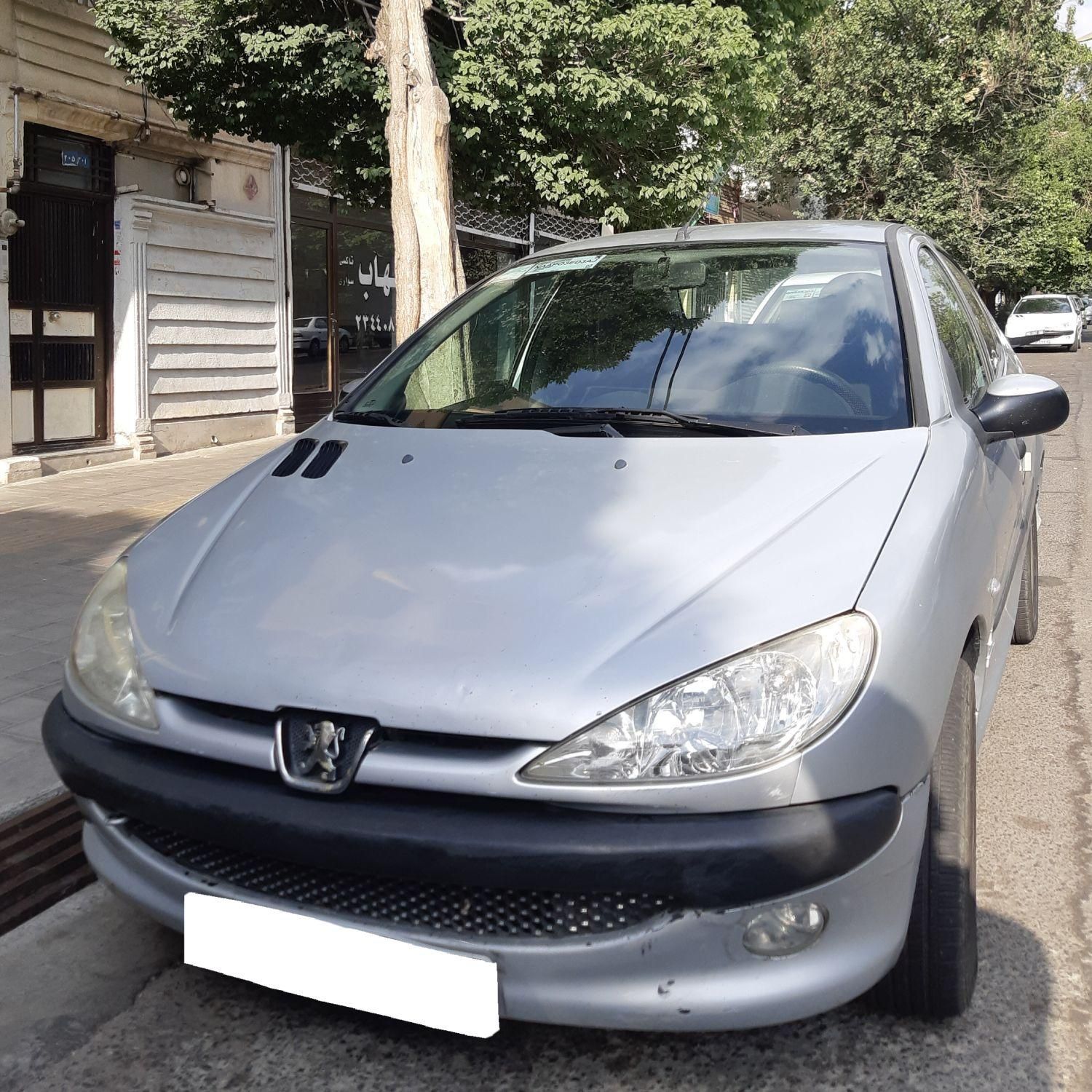 پژو ۲۰۶ صندوق دار v8 - 1393