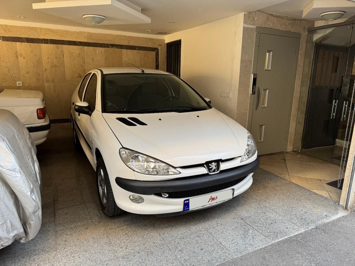 پژو ۲۰۶ صندوق دار v8 - 1399