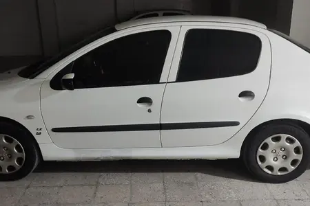 پژو ۲۰۶ صندوق دار v8 - 1393