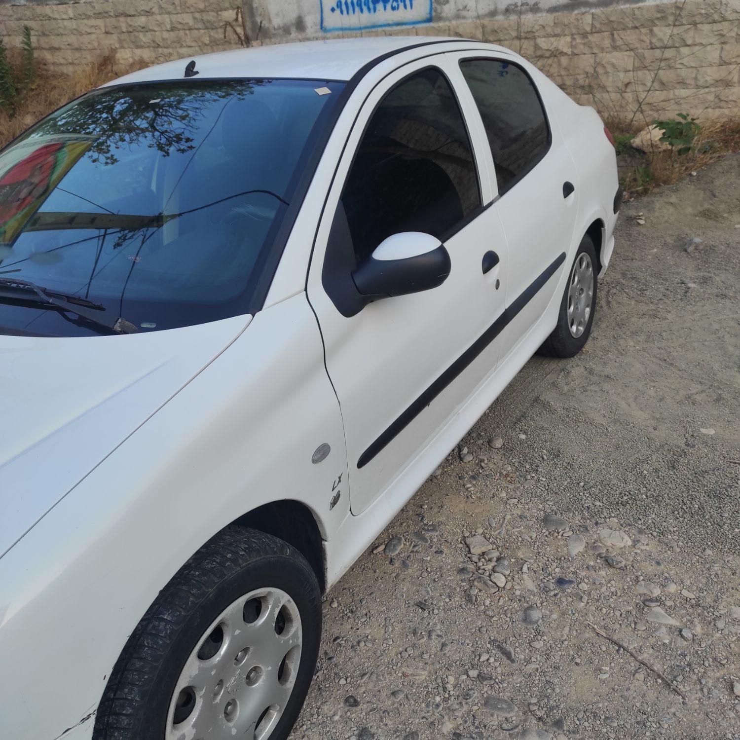 پژو ۲۰۶ صندوق دار v8 - 1395