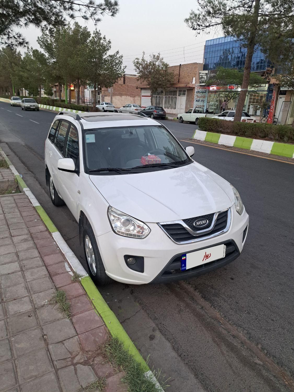 خودرو ام وی ام، X33 آگهی ann_19491160