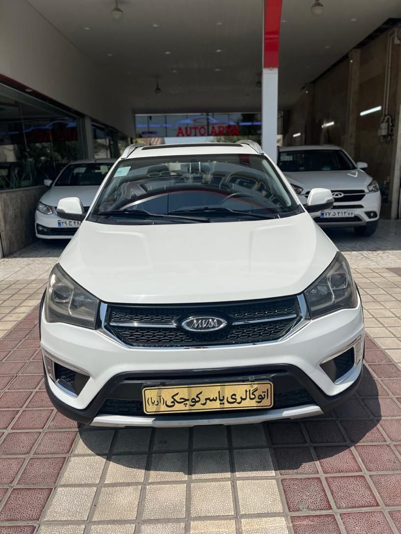 ام وی ام X22 دنده‌ای لاکچری - 1397