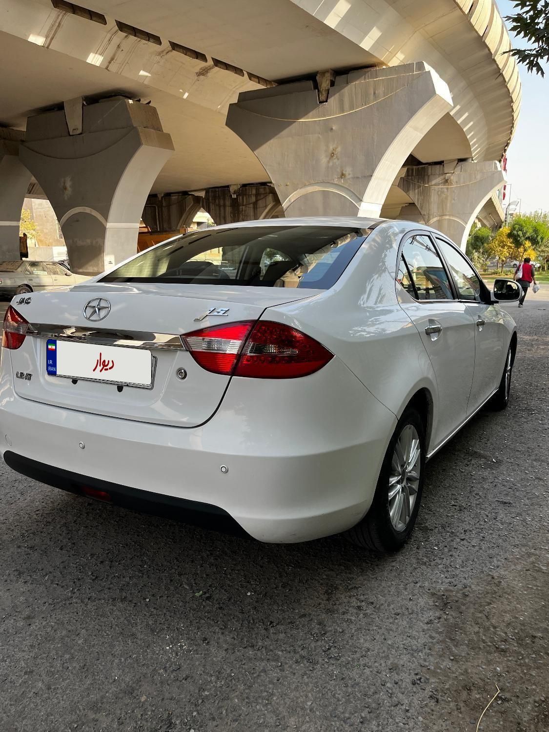 جک J5 اتوماتیک - 1395
