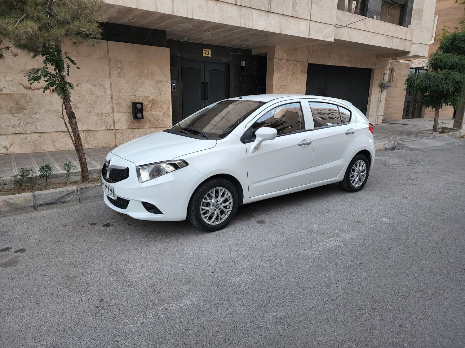 خودرو برلیانس، H220 آگهی ann_19491825