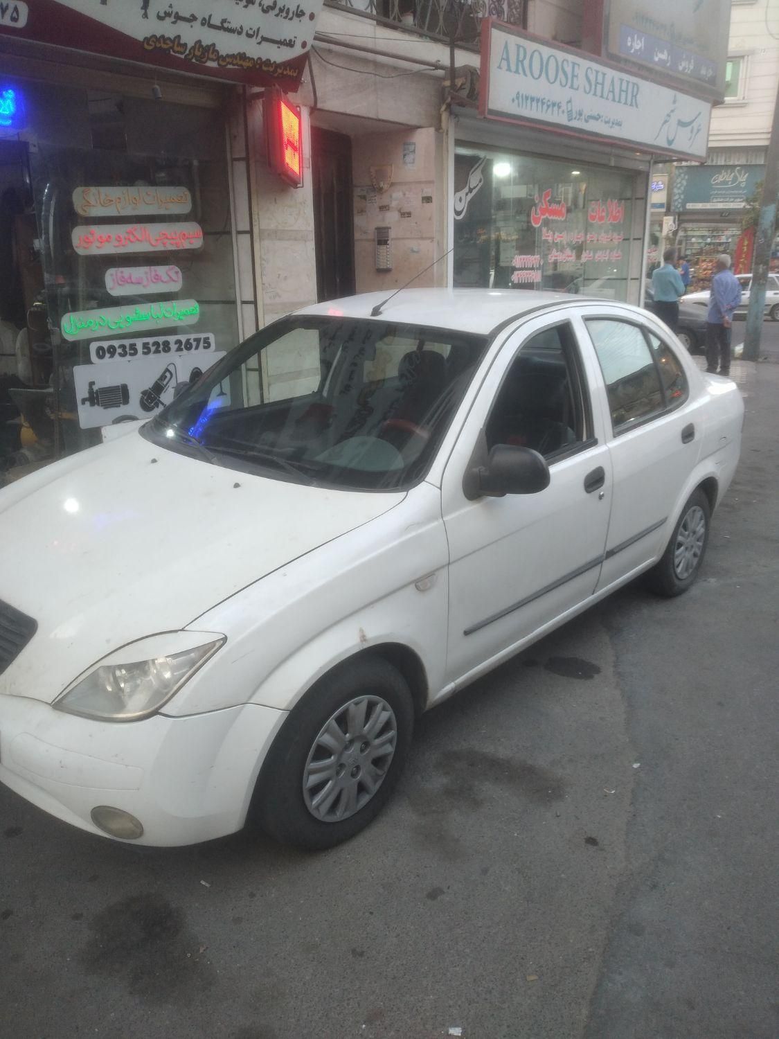 تیبا صندوق دار SX - 1398