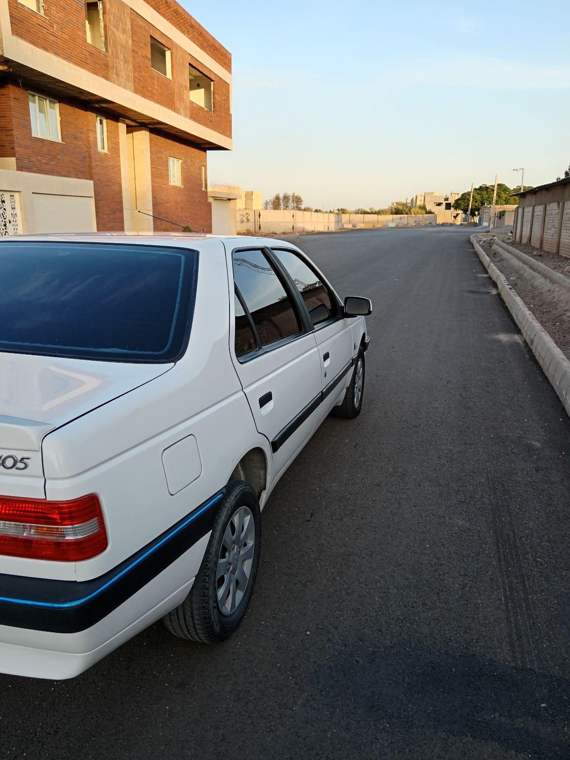 پژو 405 SLX بنزینی TU5 - 1396