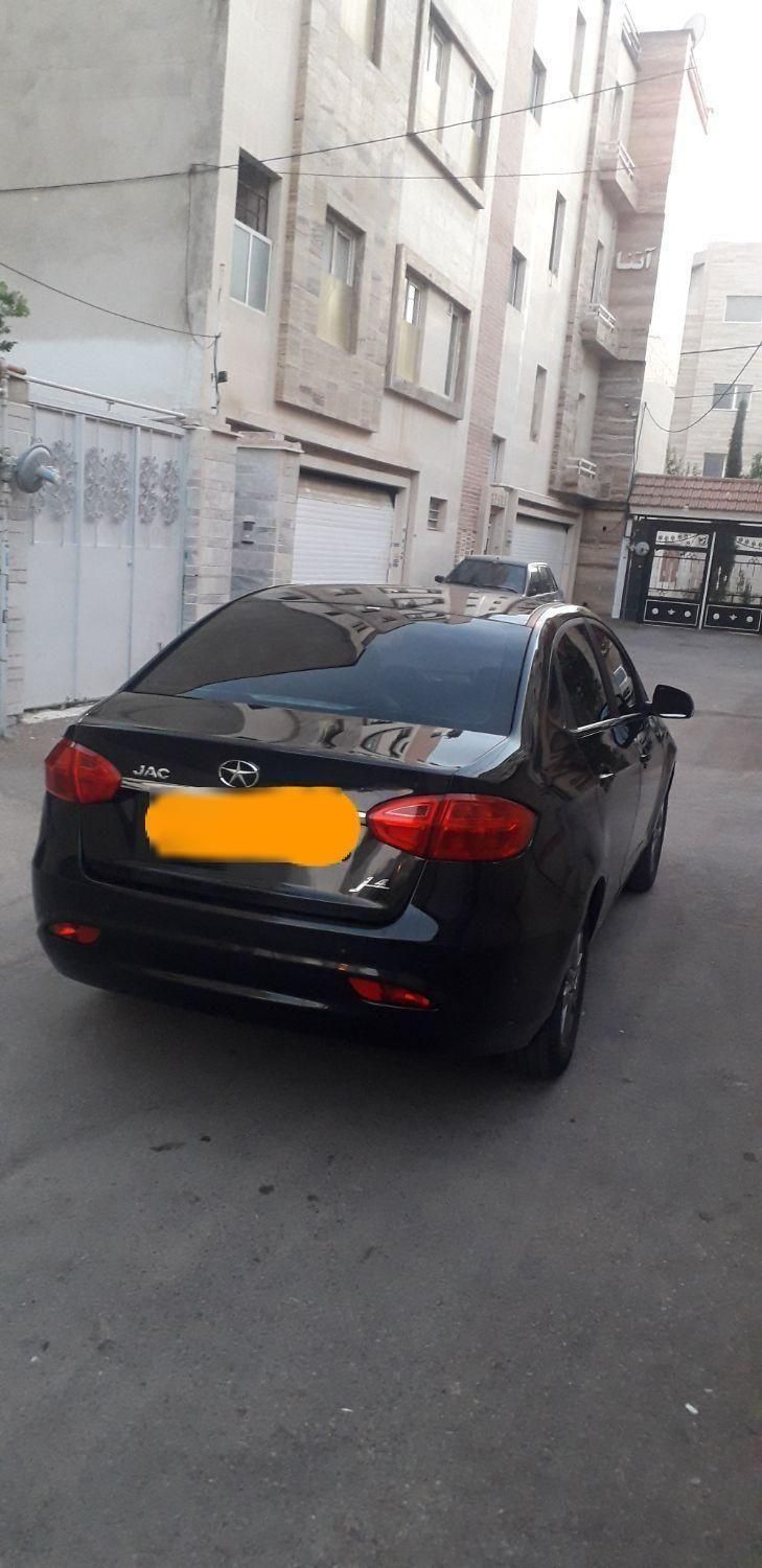 جک J4 اتوماتیک ساده - 1403