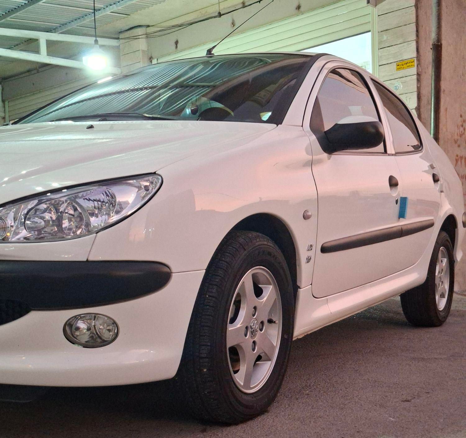 پژو ۲۰۶ صندوق دار v8 - 1399