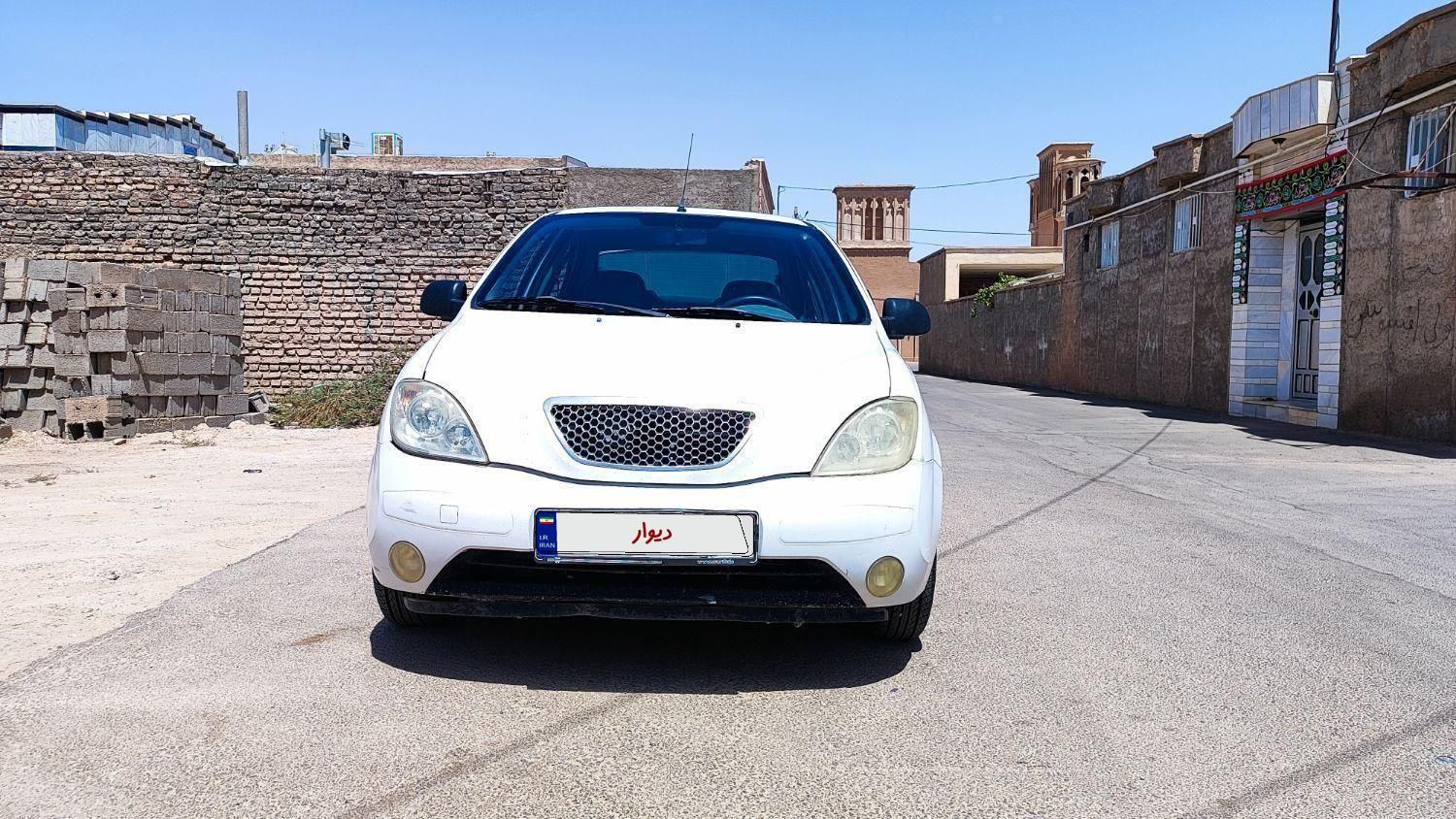 تیبا صندوق دار SX - 1393