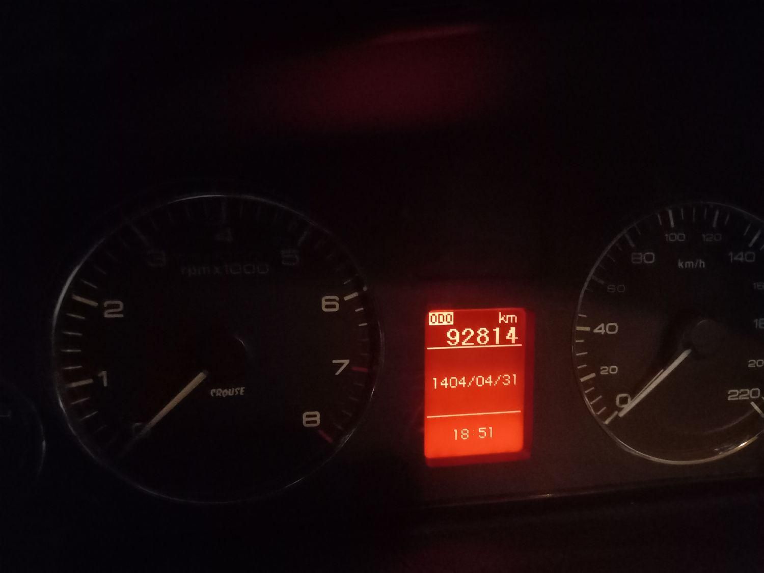 سمند سورن پلاس EF7 بنزینی - 1400