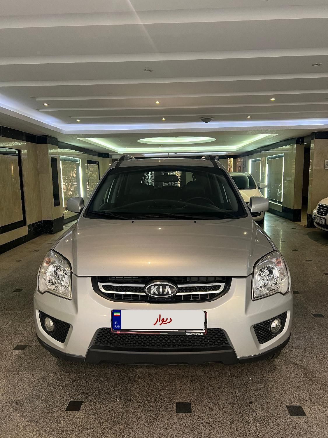 کیا اسپورتیج 6 سیلندر 2700cc - 2010