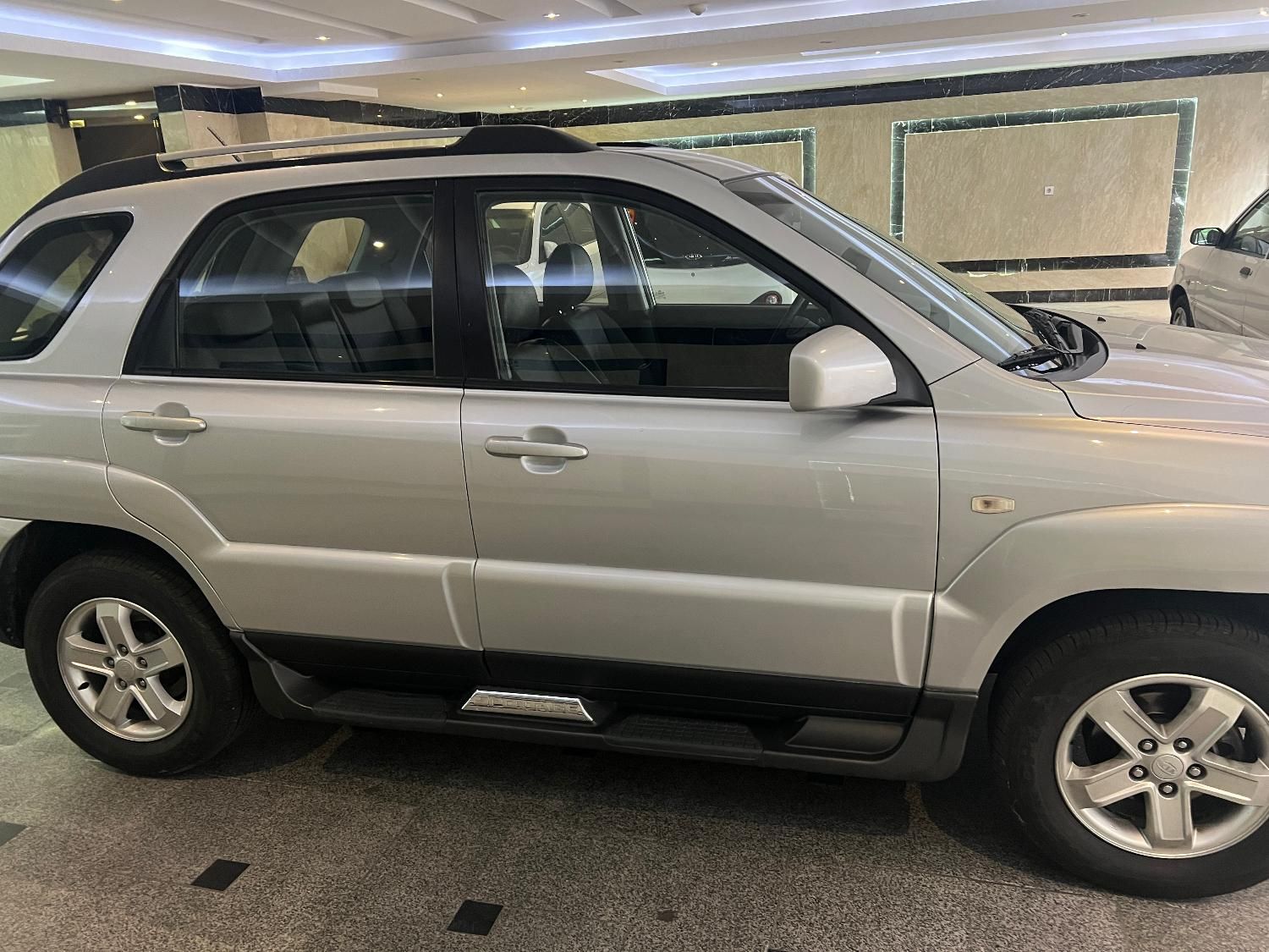 کیا اسپورتیج 6 سیلندر 2700cc - 2010