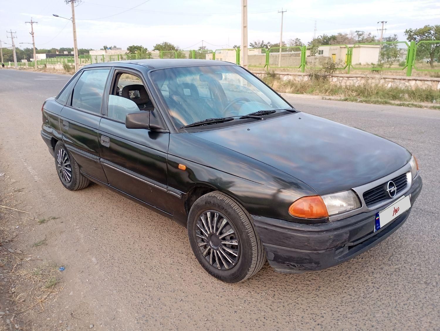 اپل آسترا 1400 شرکتی J - 1994