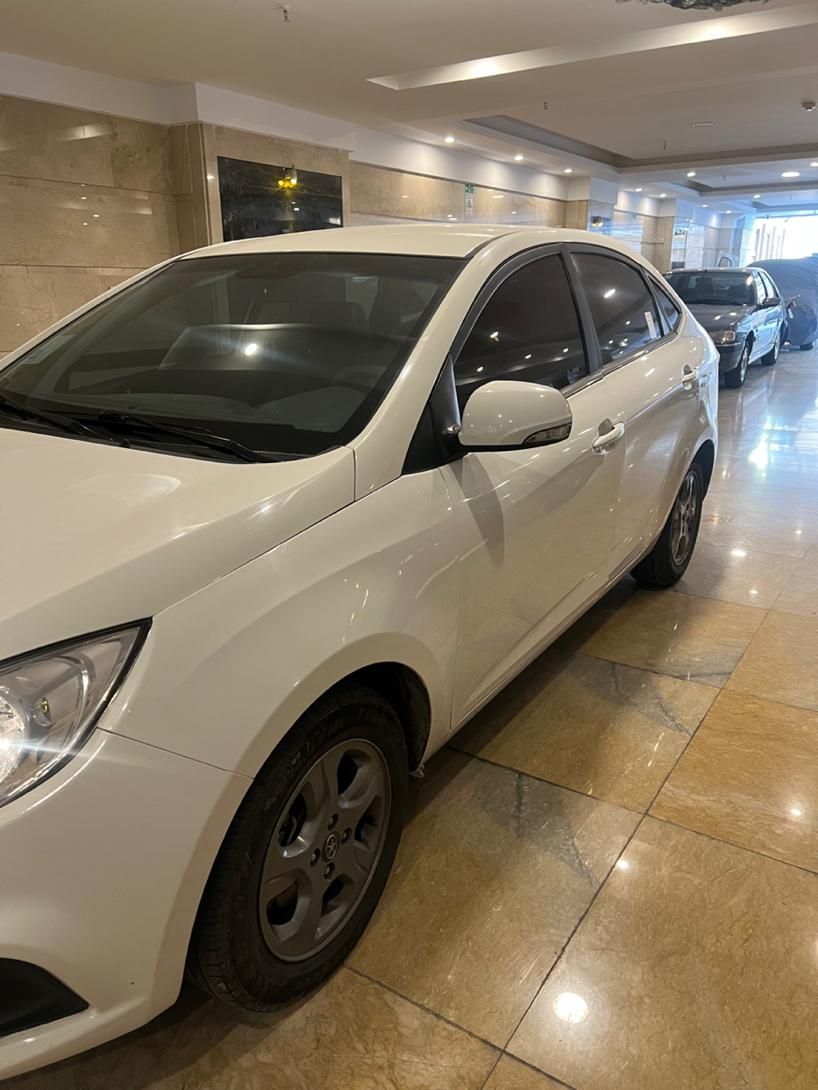 جک J4 اتوماتیک ساده - 1401