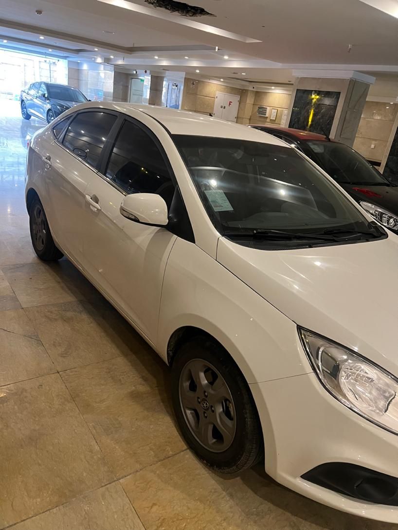 جک J4 اتوماتیک ساده - 1401