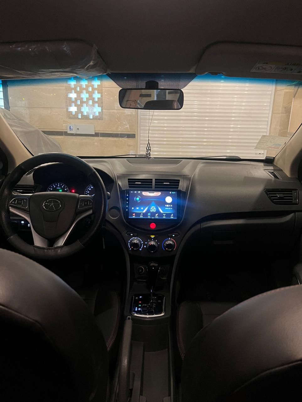 جک J4 اتوماتیک ساده - 1401