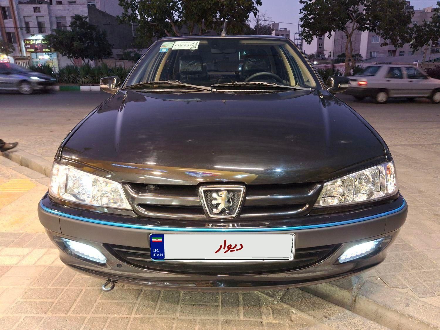 پژو پارس XU7P - 1402