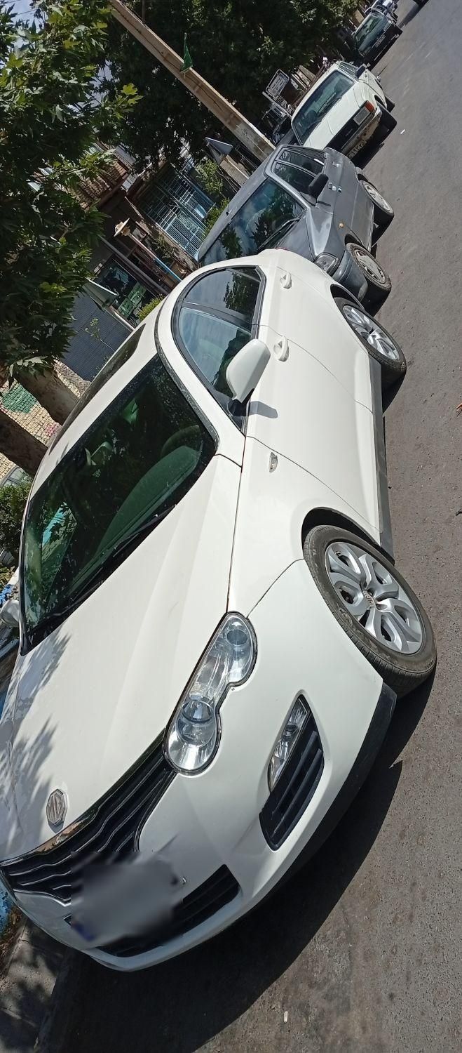 ام جی 550 اتوماتیک - 2011