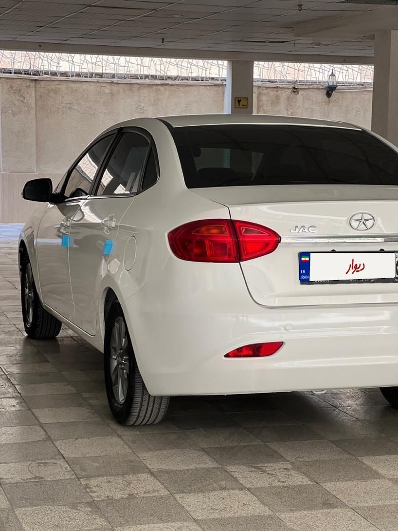 جک J4 اتوماتیک ساده - 1401