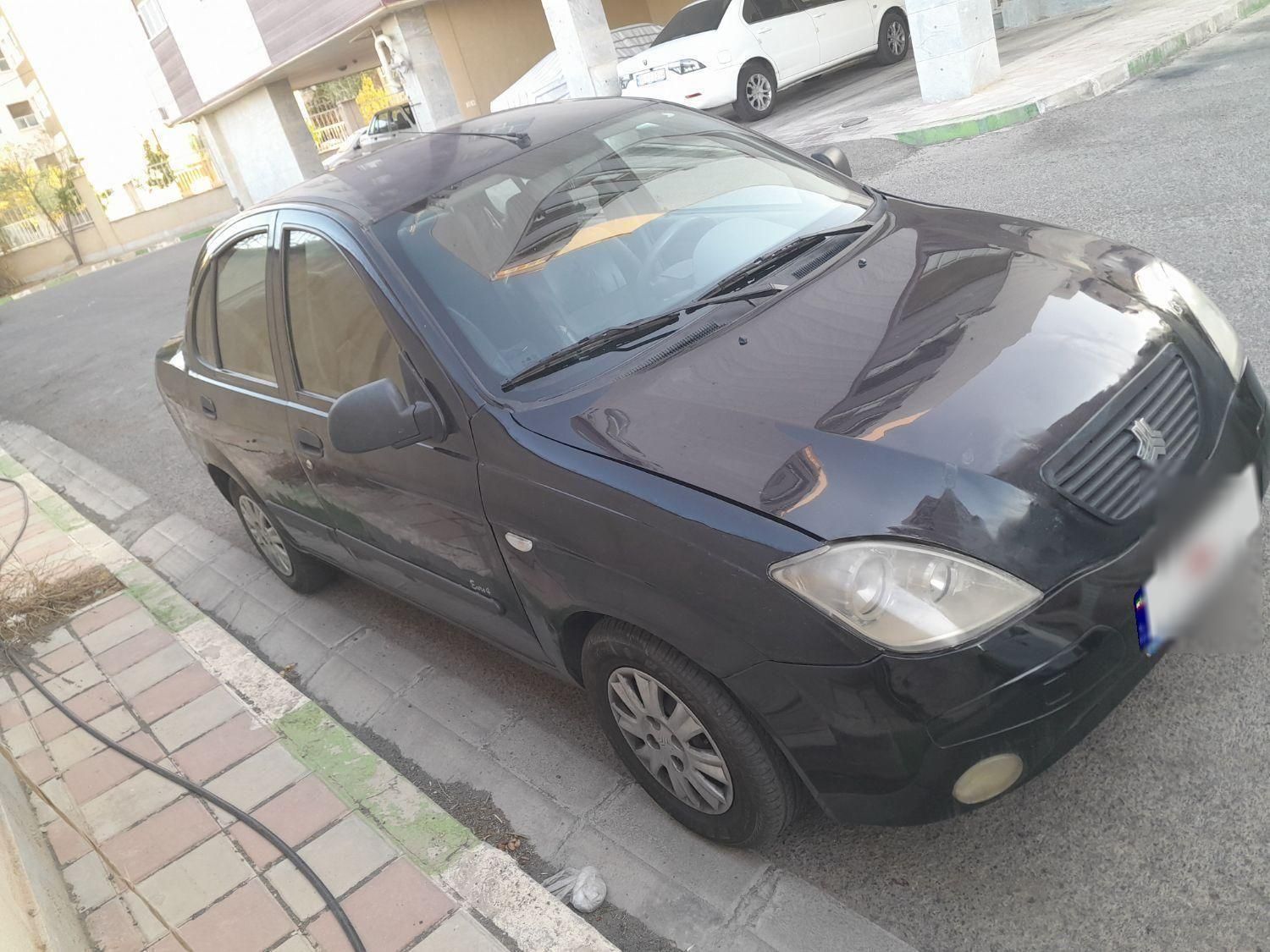 تیبا صندوق دار LX - 1390