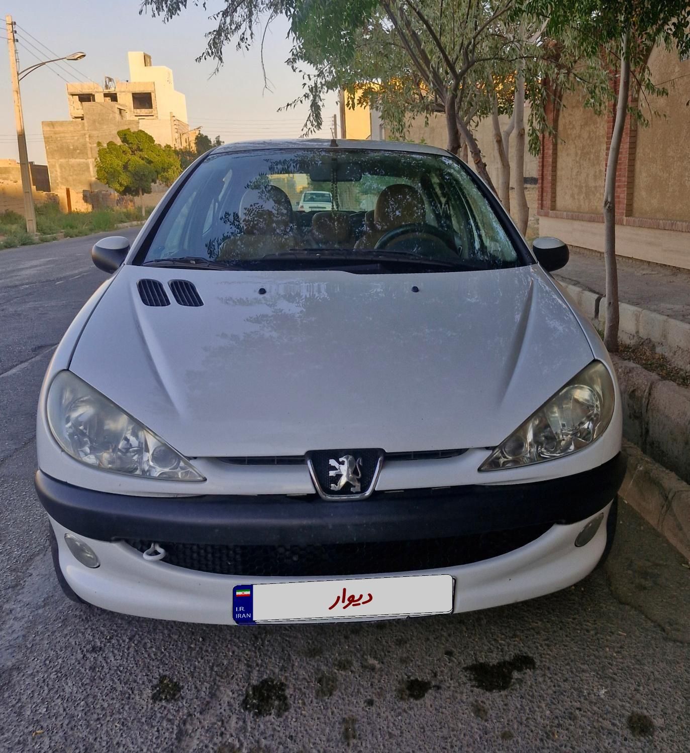 پژو ۲۰۶ صندوق دار v8 - 1399