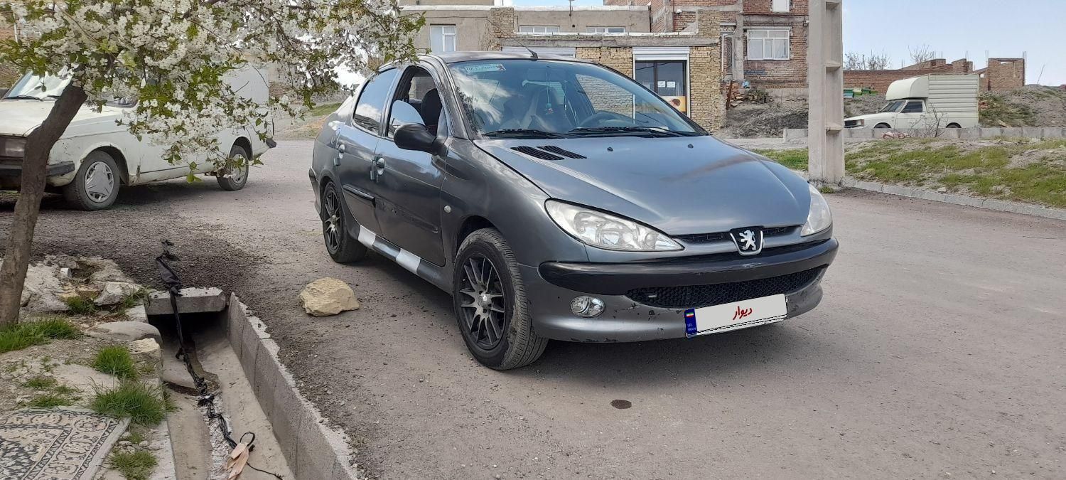 پژو ۲۰۶ صندوق دار v8 - 1386