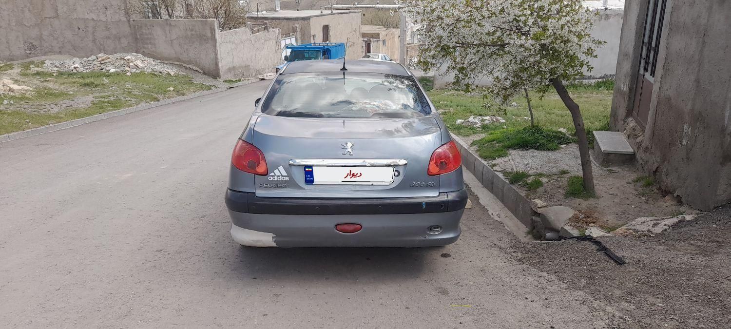 پژو ۲۰۶ صندوق دار v8 - 1386
