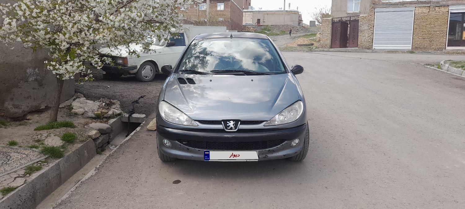 پژو ۲۰۶ صندوق دار v8 - 1386