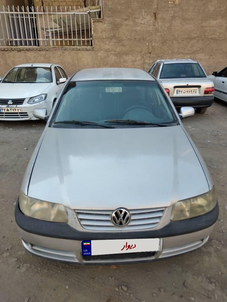 خودرو فولکس، گل آگهی ann_19493930
