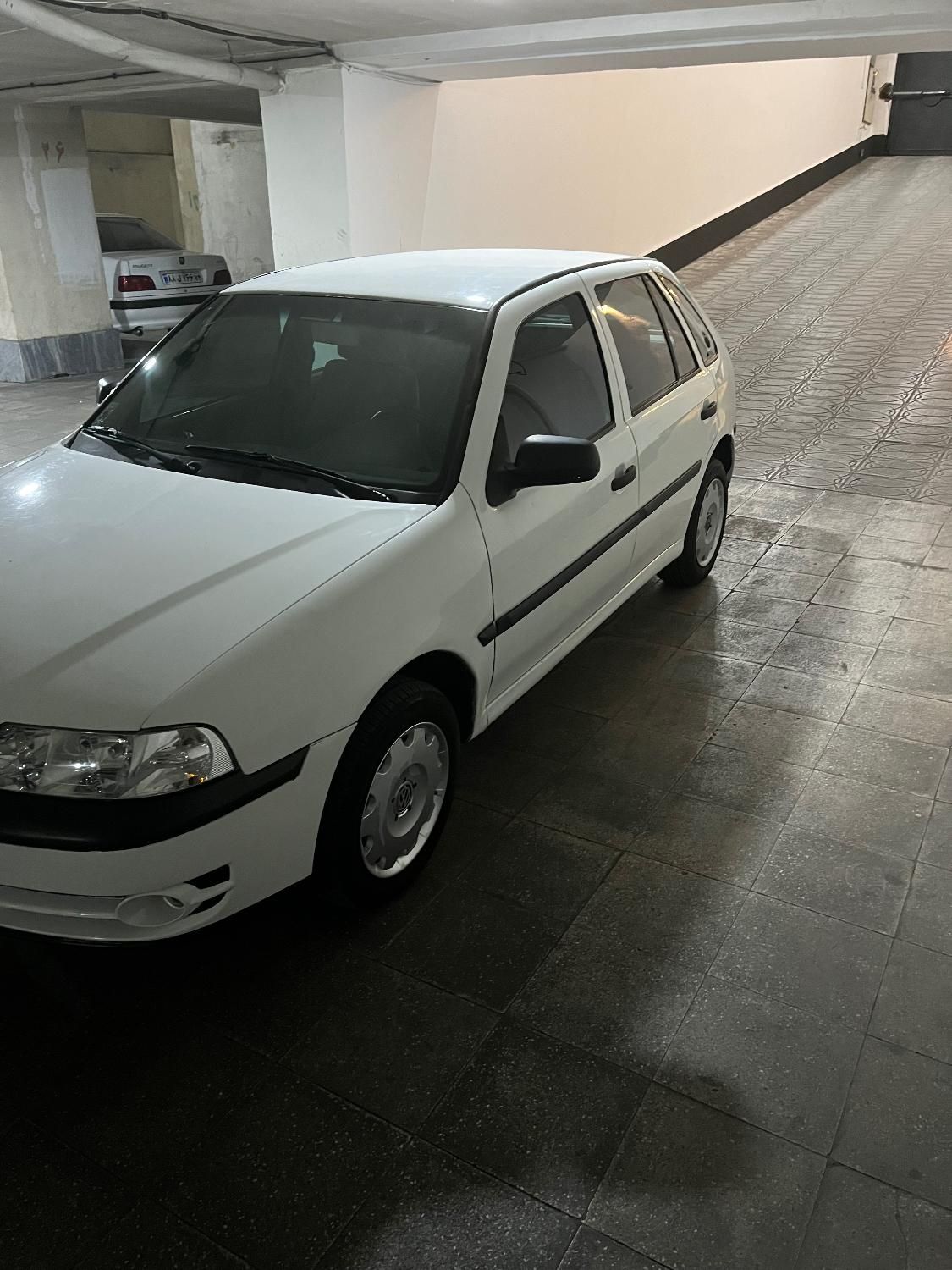 خودرو فولکس، گل آگهی ann_19494020