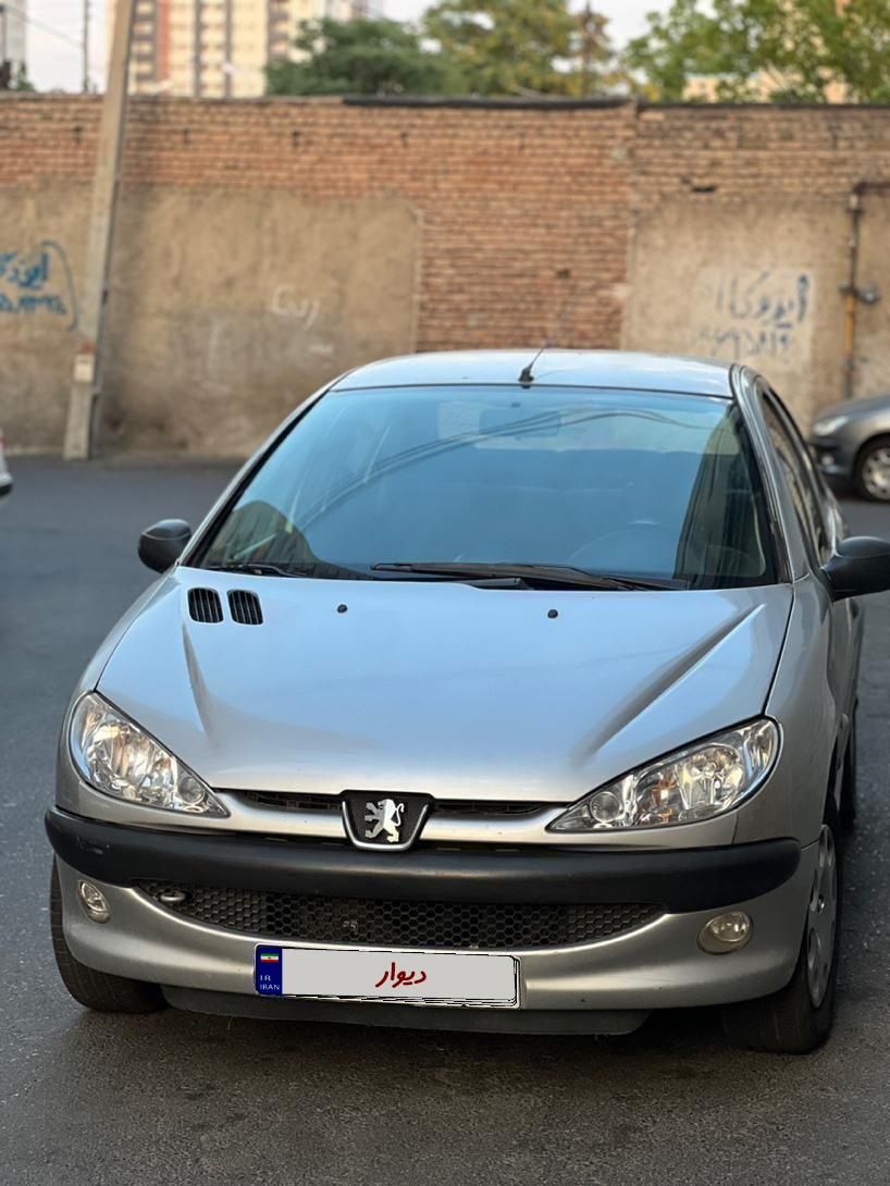 خودرو پژو، ۲۰۶ صندوق دار آگهی ann_19494280