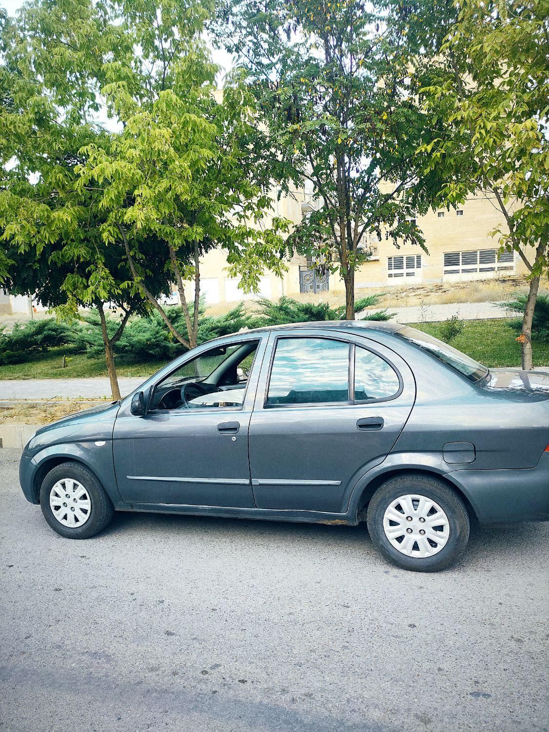 تیبا صندوق دار SX - 1395