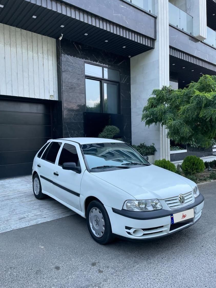 خودرو فولکس، گل آگهی ann_19494362