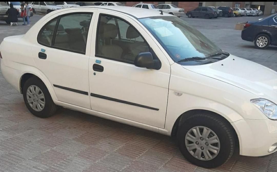 تیبا صندوق دار SX - 1401