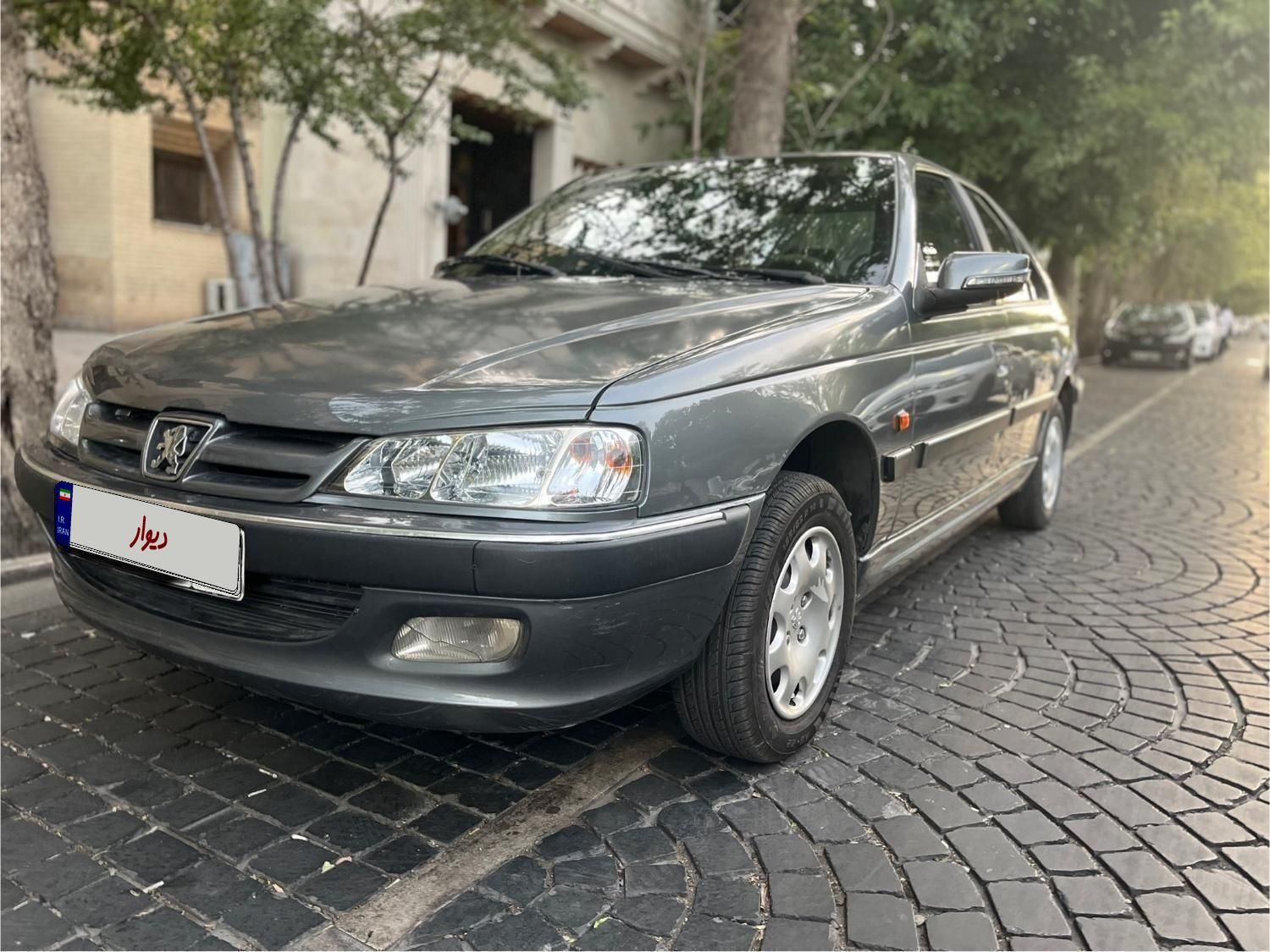 پژو پارس سال - 1392