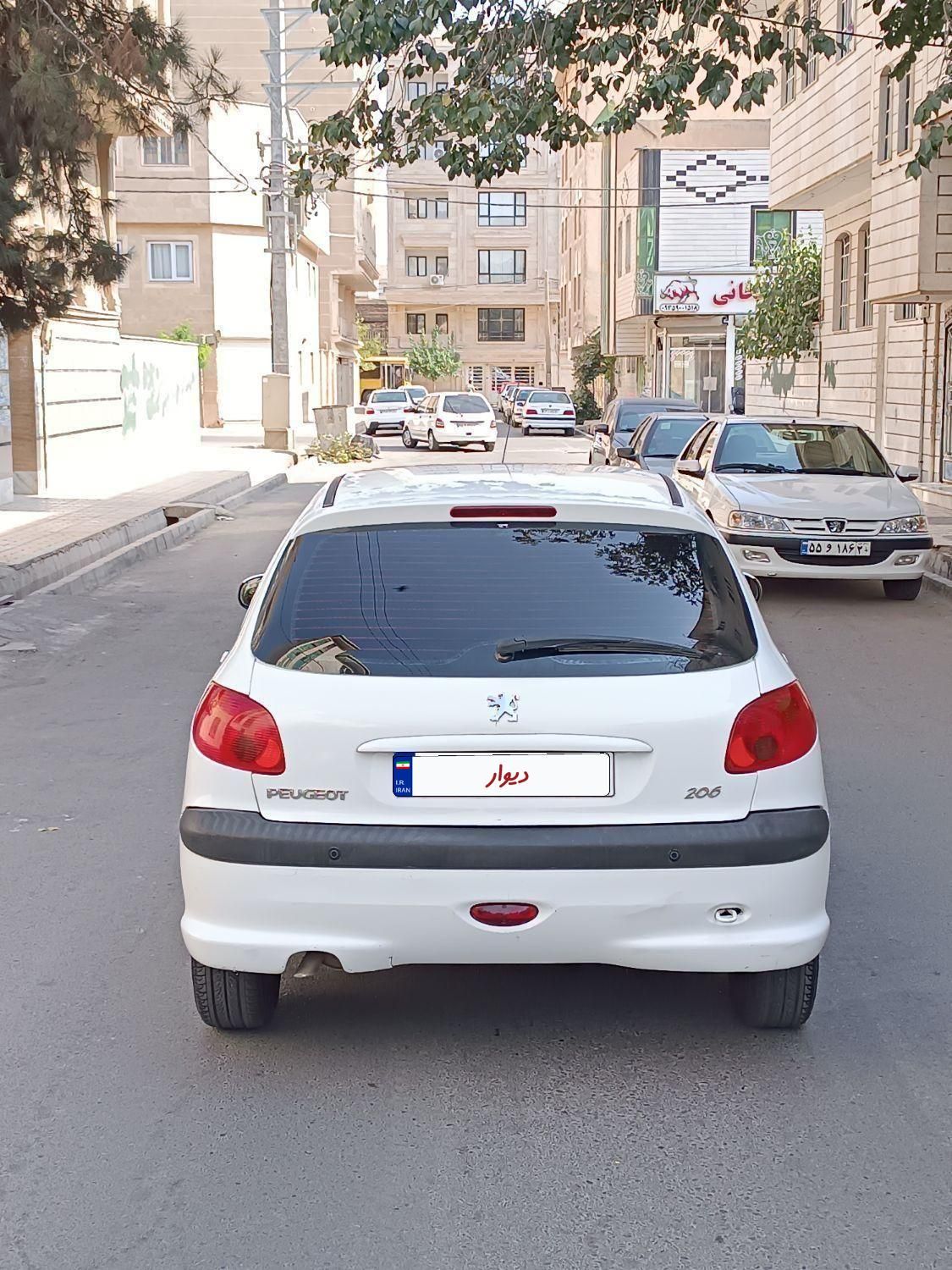 پژو 206 تیپ 3 - 1396