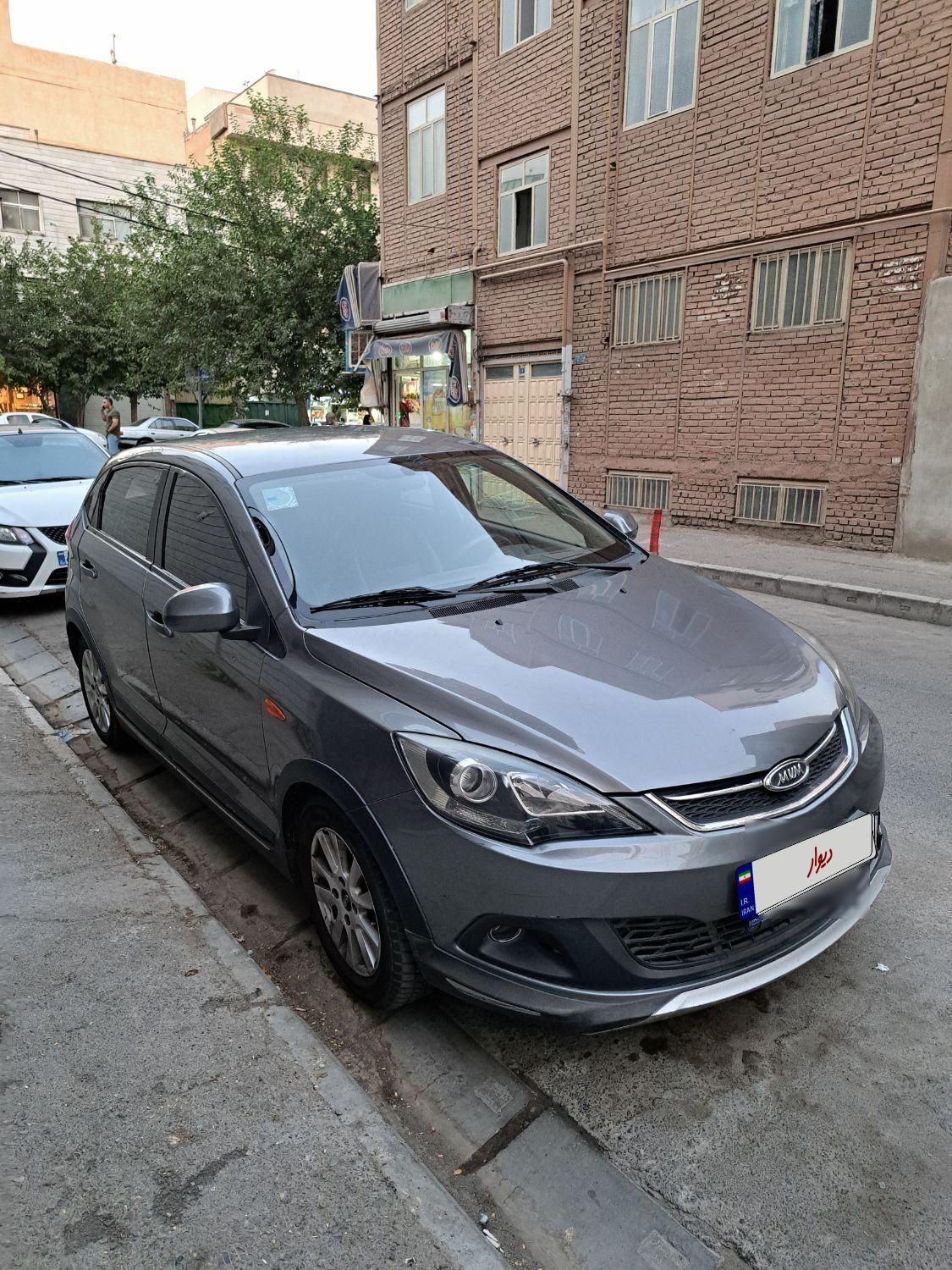 ام وی ام 315 هاچ بک اسپرت لاکچری - 1396