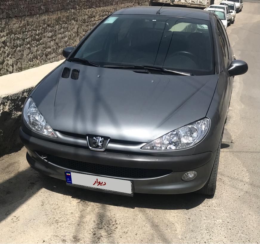 پژو ۲۰۶ صندوق دار v8 - 1396