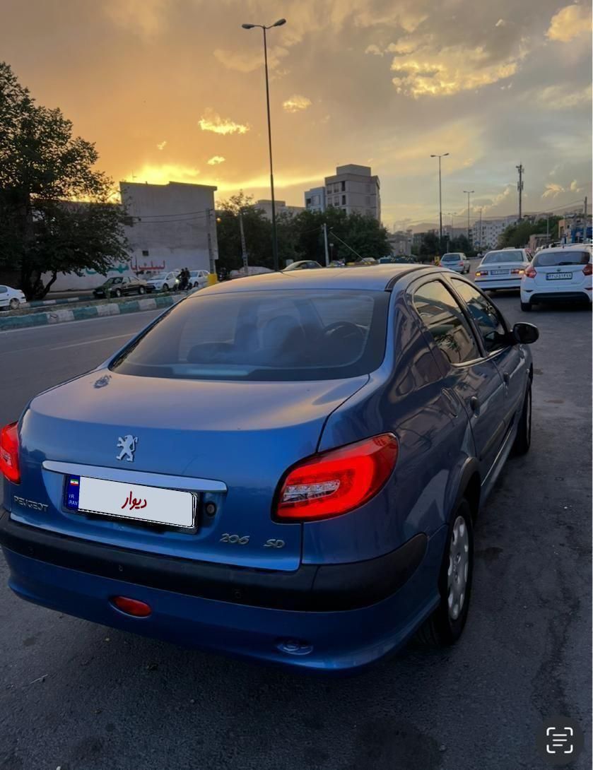 پژو ۲۰۶ صندوق دار v8 - 1393