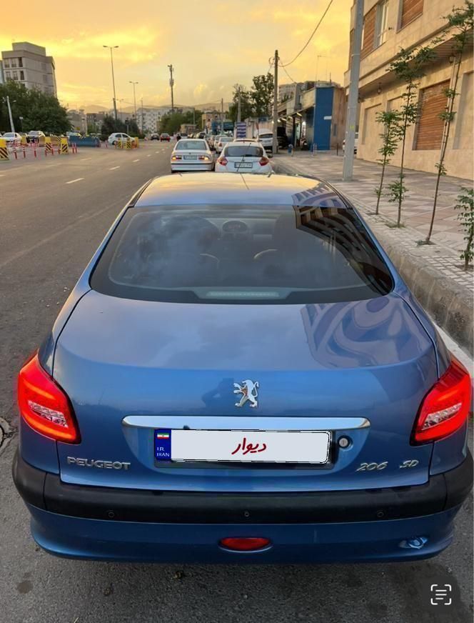 خودرو پژو، ۲۰۶ صندوق دار آگهی ann_19495110