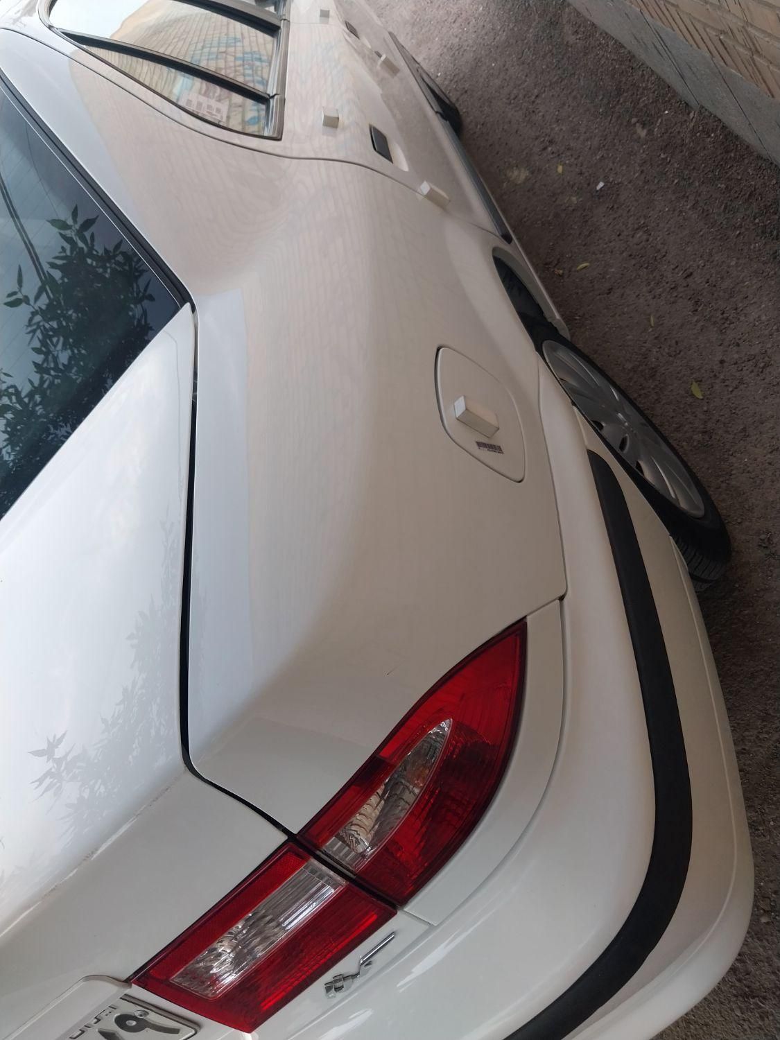 سمند LX XU7 - 1400