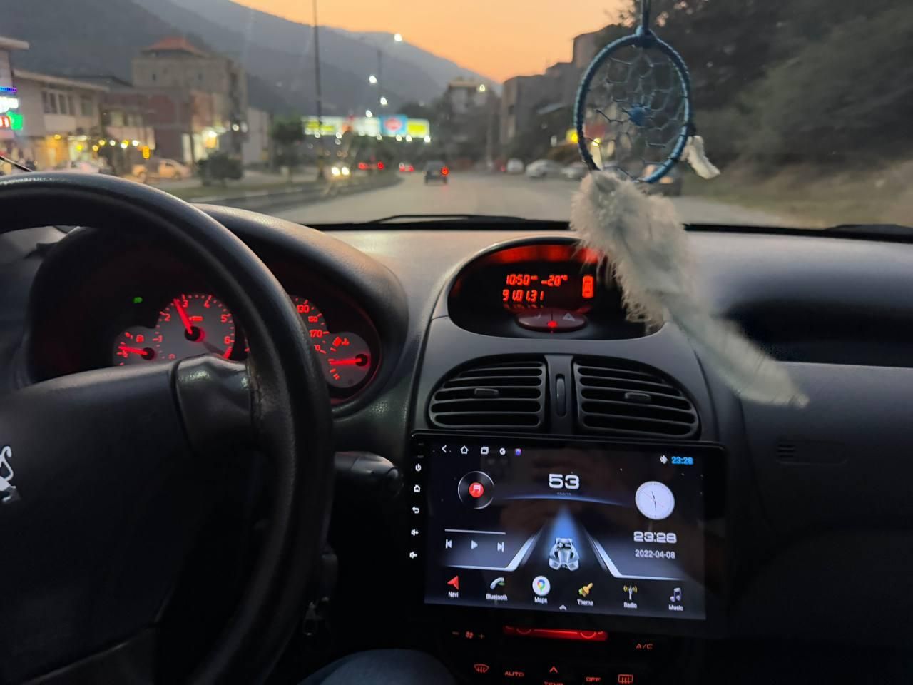پژو ۲۰۶ صندوق دار v8 - 1392