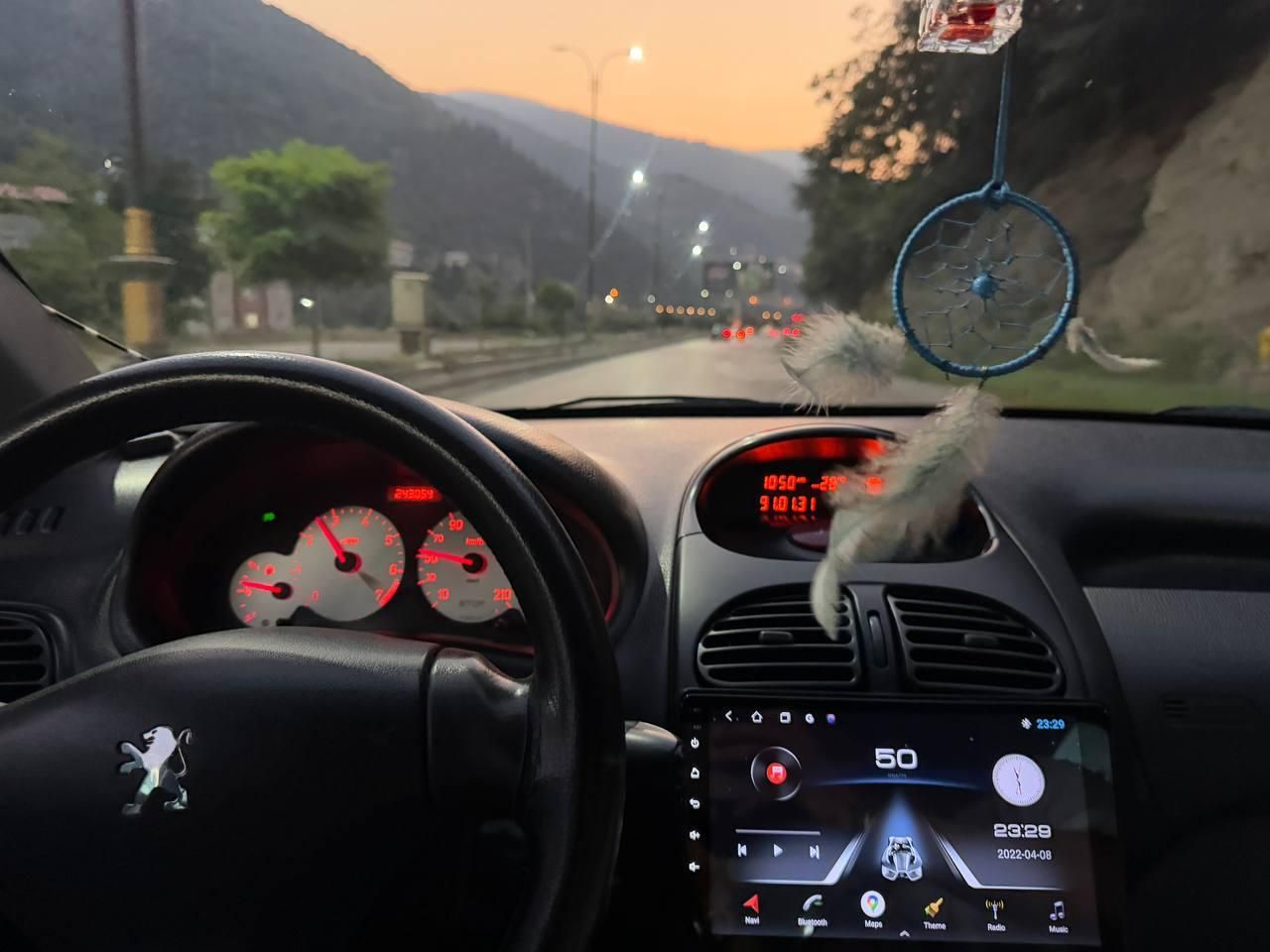 پژو ۲۰۶ صندوق دار v8 - 1392